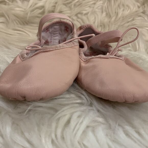 🟢3 for $20. BUNNYHOP pink leather ballet shoes - Picture 3 of 9